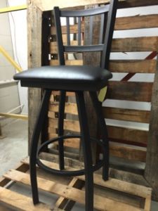 810 Contessa Swivel Bar Stool